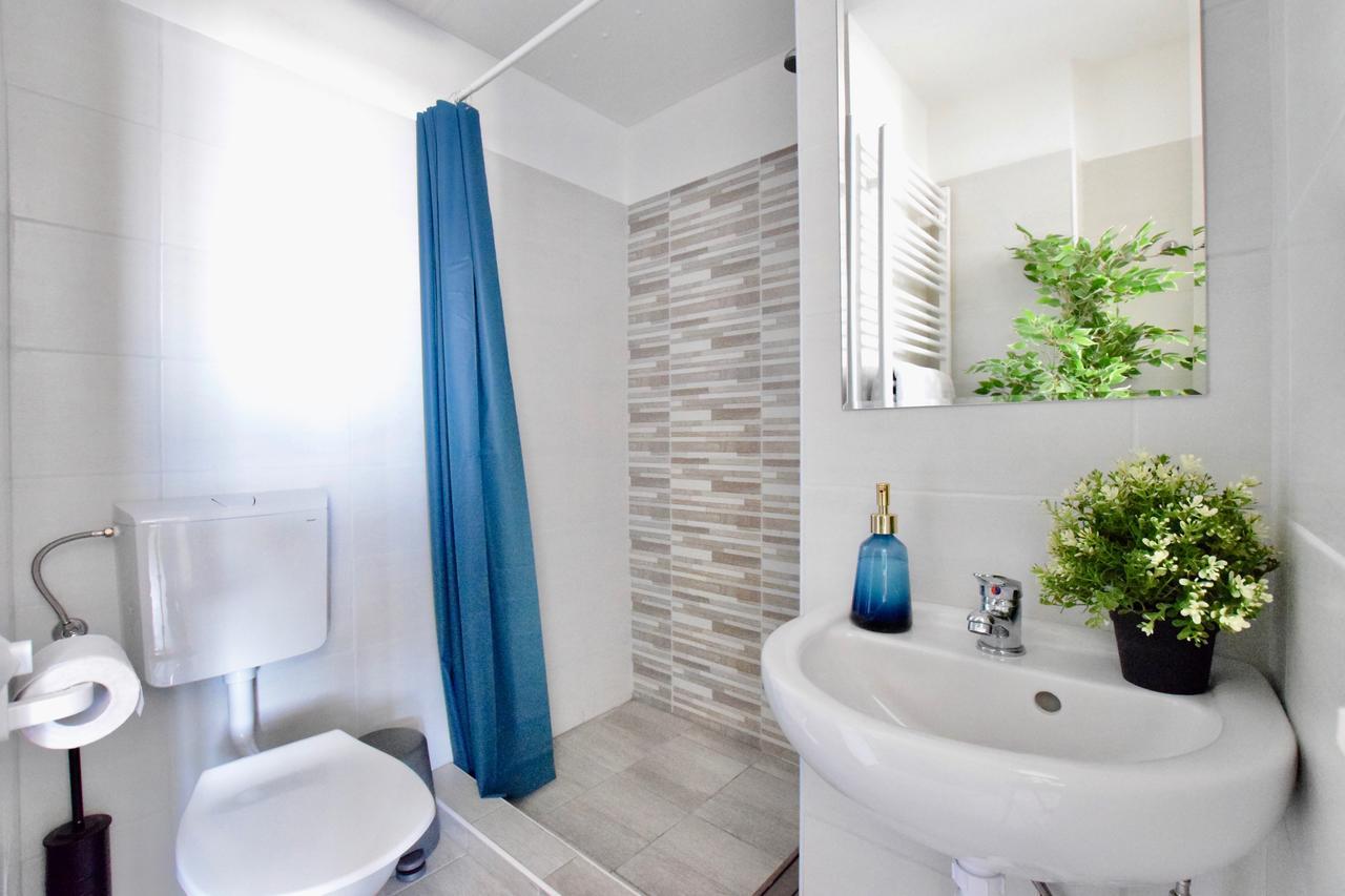בודפשט Standard Apartment By Hi5 - Bazilika Suite מראה חיצוני תמונה