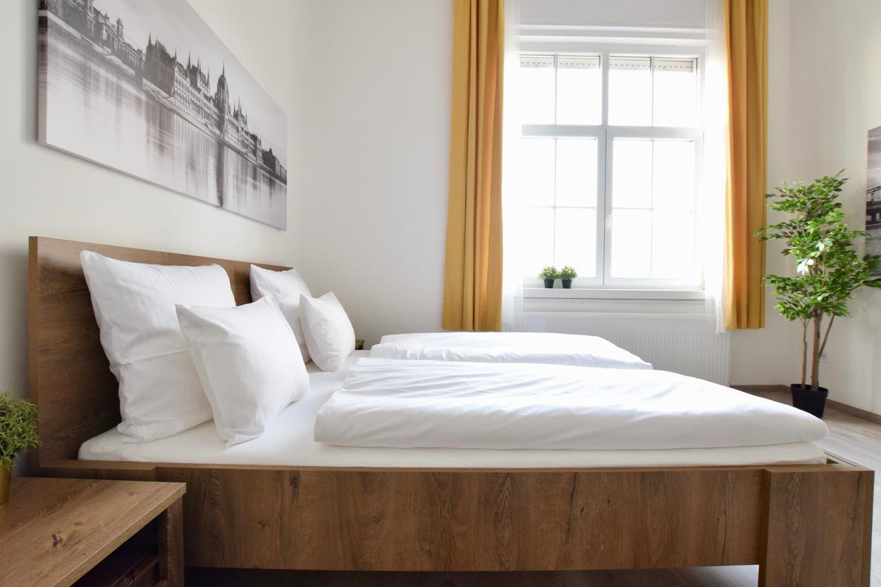 בודפשט Standard Apartment By Hi5 - Bazilika Suite מראה חיצוני תמונה